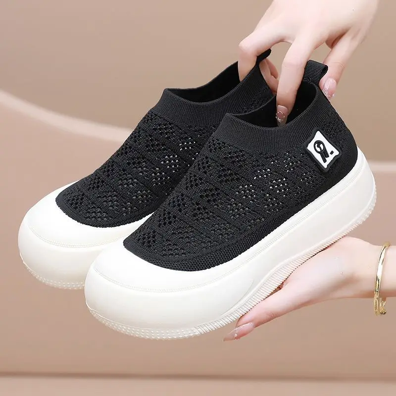 2026 Summer Latest Ladies Woven Ventilated Grip Daily Cushioned Lazy Comfort Flat Footwear