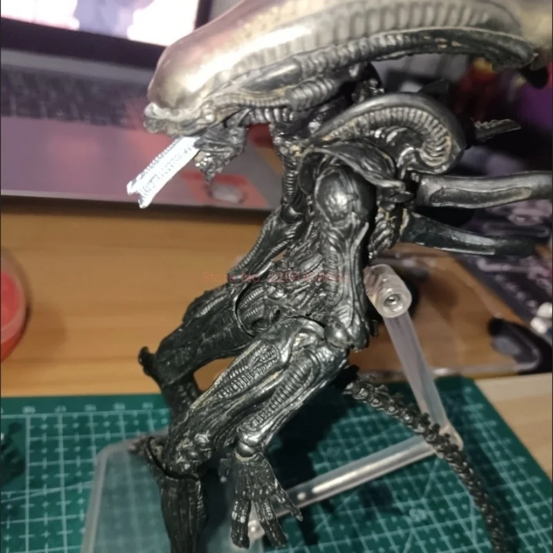 Populaire Alien Doll Sp-108 Model Actiepop Decoratie Speelgoed Hobby Geschenken Halloween Jongens Speelgoed