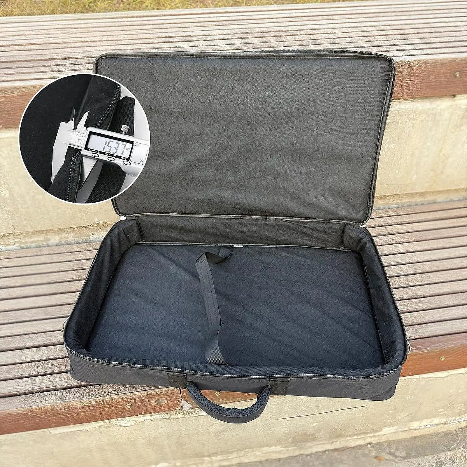 DJ Controller Case Bag Storage Pouch with Shoulder Strap Shockproof Tote Handbag Carrying Case for Show Practice Travel Stage