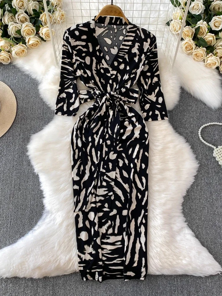 Nuevos Vestidos estampados con cuello en V para Mujer, bata ceñida De cintura alta para Mujer, Vestidos De Mujer 2025, vestido Sexy De otoño con temperamento Vintage