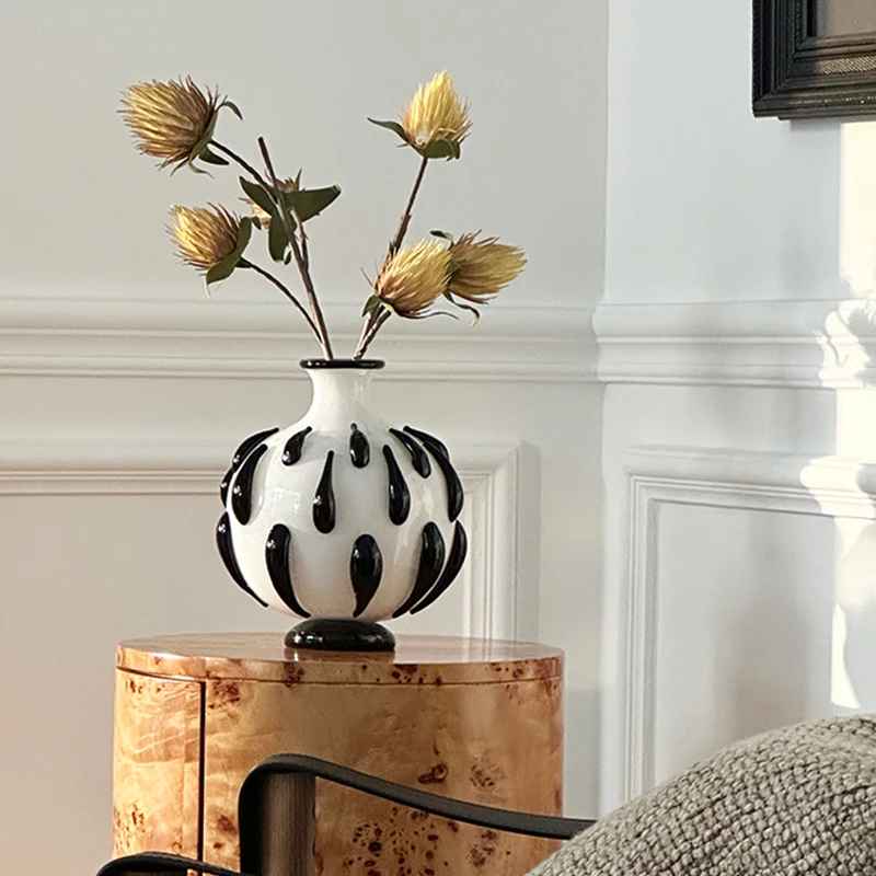 French Home Entryway Sideboard Glass Decorative Flower Arrangement Glass Antique Vase Black And White Polka Dot Spherical Vase