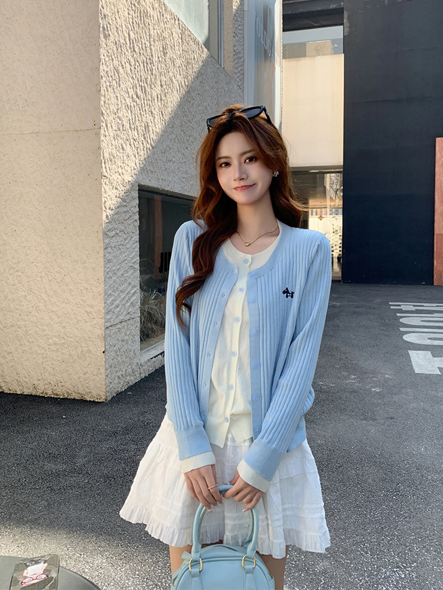 

Новый весенний женский вязаный кардиган из тонкого шелка с кружевом, синий, открытый, удобный, дышащий, с длинными рукавами