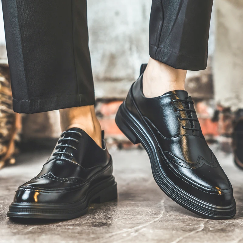 Men's Height Increasing Leather Shoes Business Formal Lace-Up Oxford Brogue Elevator Shoes Retro Groomsmen Wedding Party Shoes view 3