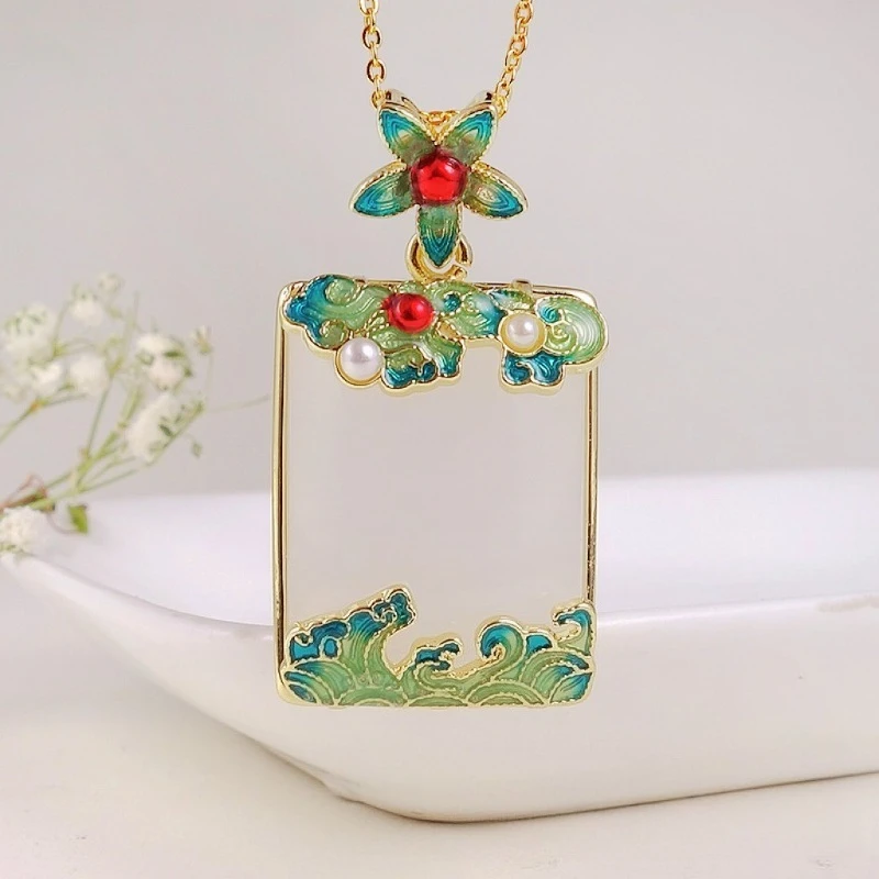 

Green Dongling Jade No Matter Card Pendant, Classic Simple and Elegant Necklace