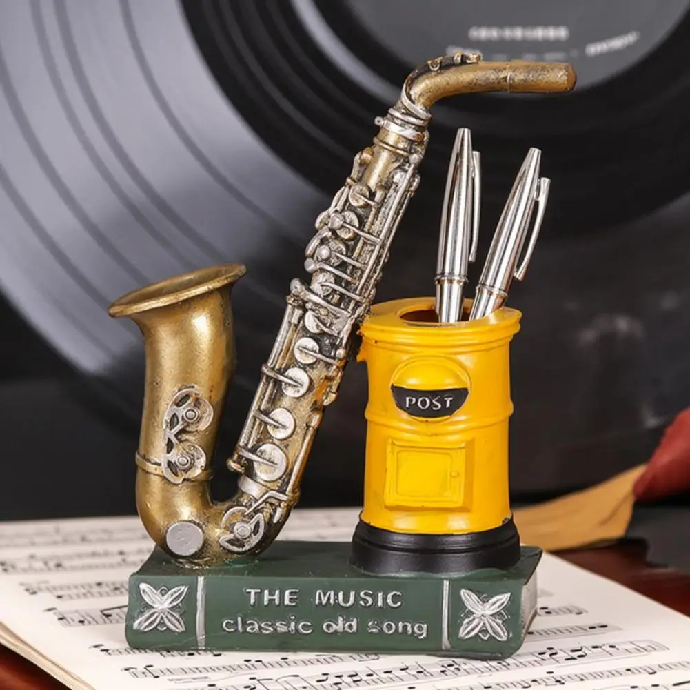 Creative Retro Violin Saxophone Resin Pen Holder Decoration Living Room Study Decoration Desk Decoration Handicrafts.