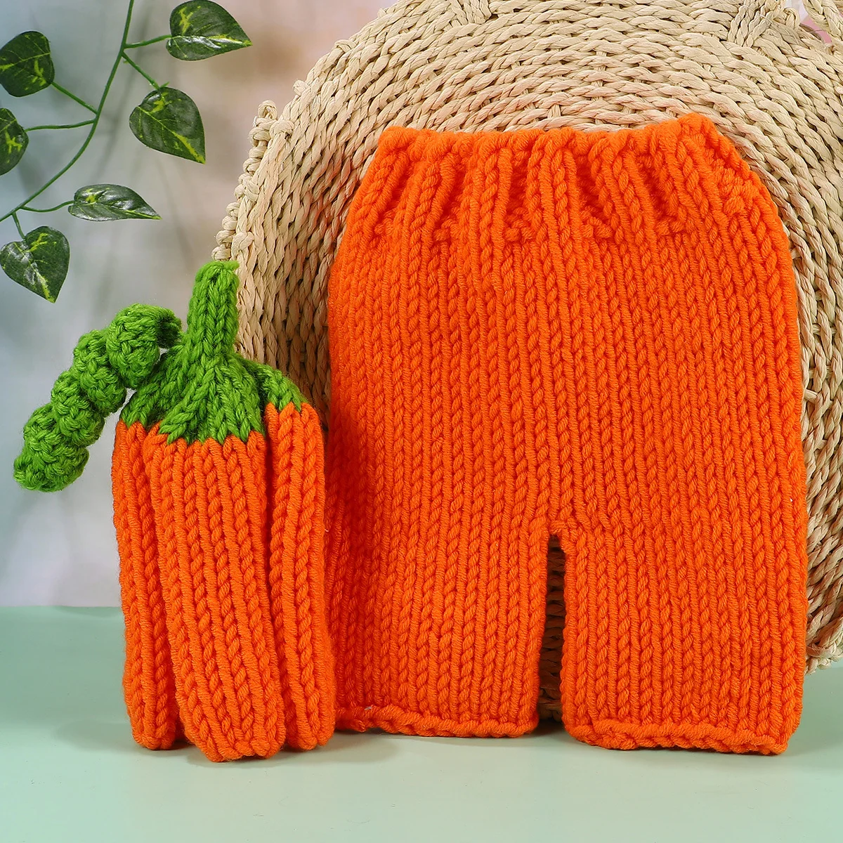 

1 set Newborn Sweater Set Crochet Baby Outfits For 3-4 Months Orange Windproof Soft Photography Props Costume For Halloween