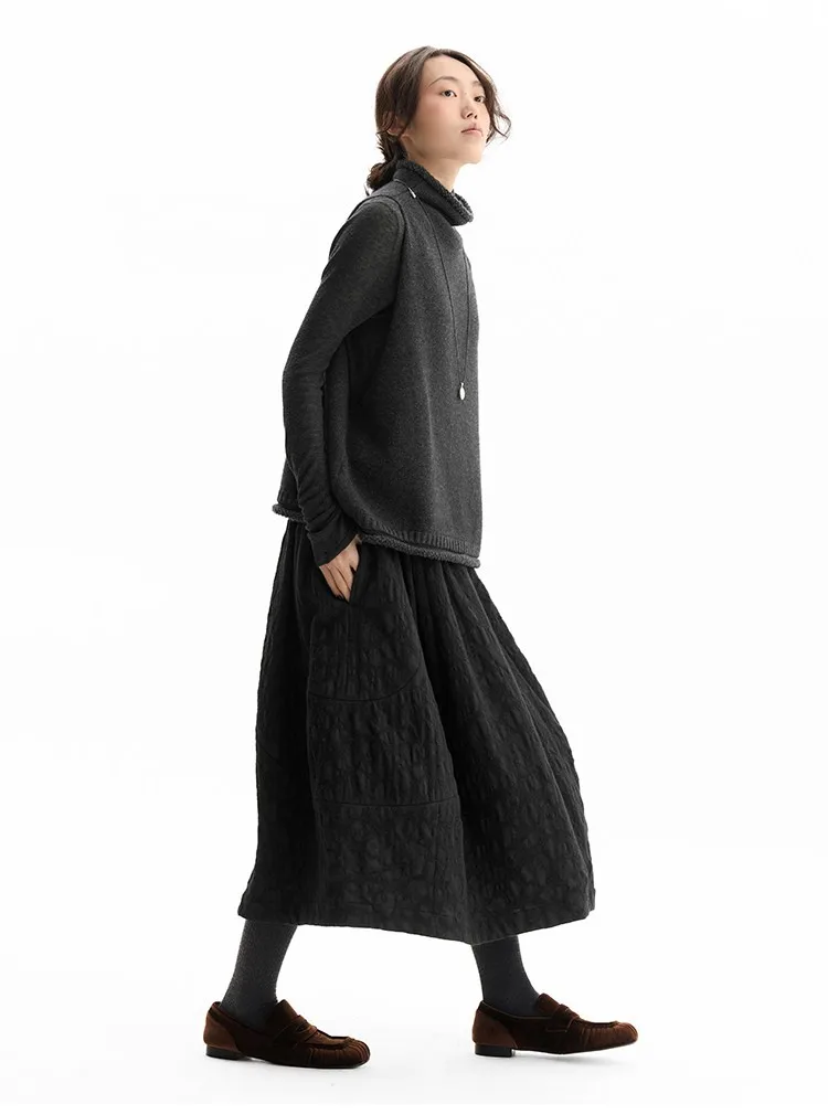 Versatile Umbrella Skirt~Autumn and Winter 100% Wool Jacquard Skirt for Women, Black Flower Bud Skirt