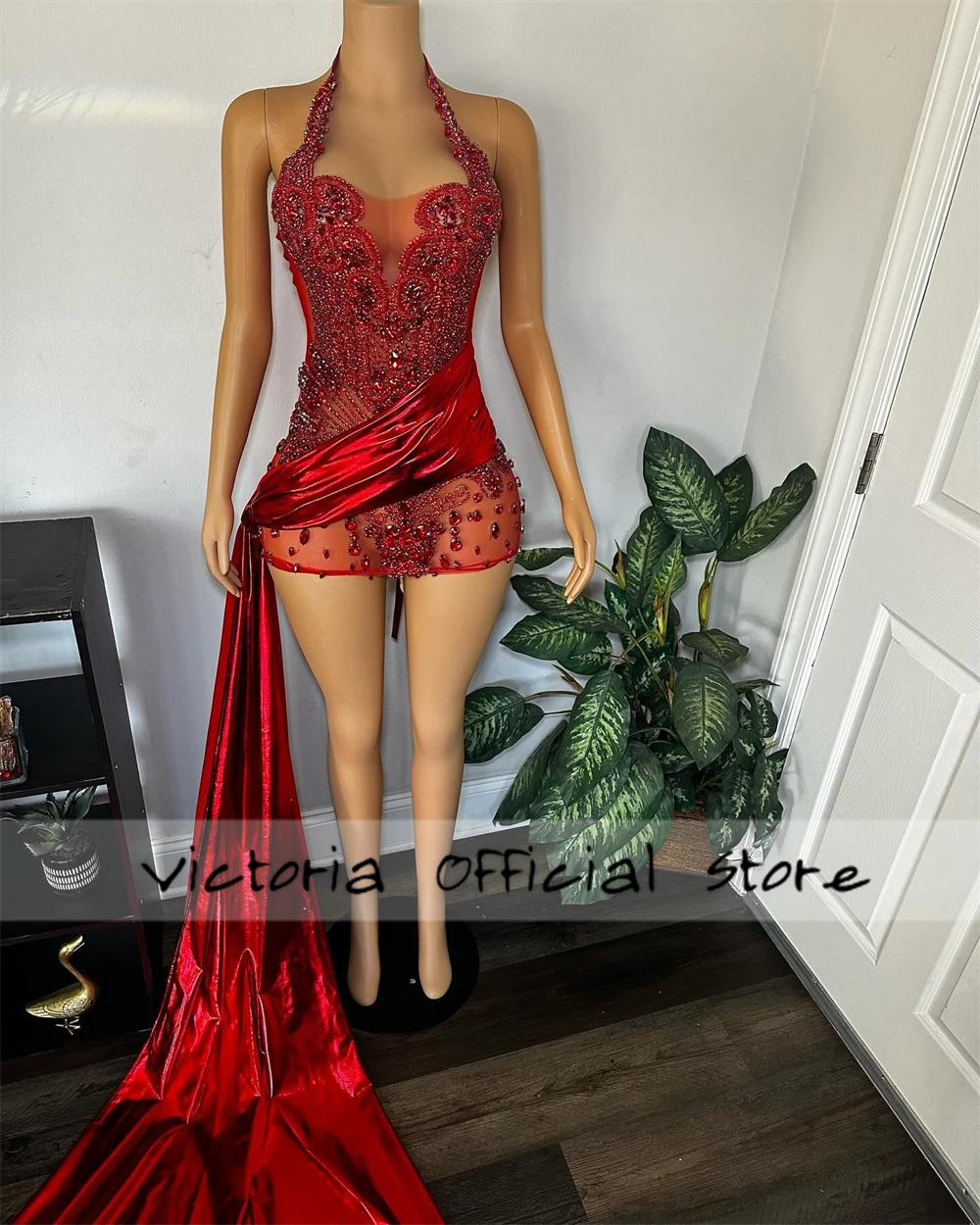 Halter Red Rhinestones Crystals Short Prom Dresses 2024 With Train Homecoming Women Birthday Party Gowns Halter Customized