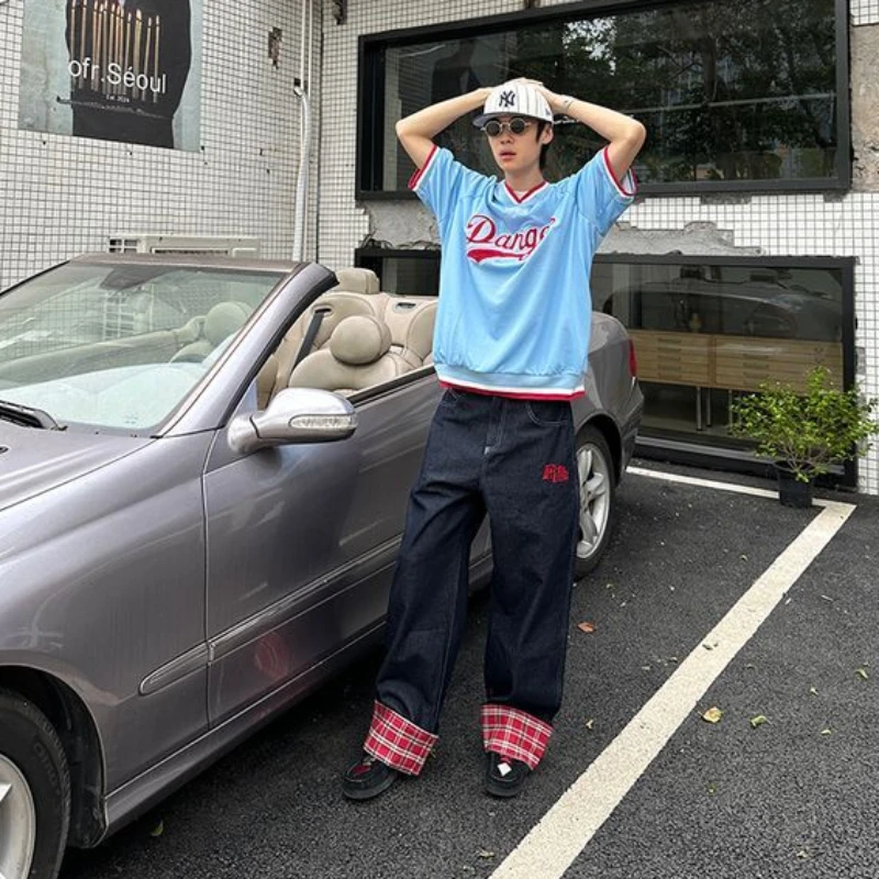 

2025 американские ретро клетчатые лоскутные женские джинсы с закрученными краями High Street Harajuku, свободные широкие брюки с прямыми штанинами для мужчин и женщин