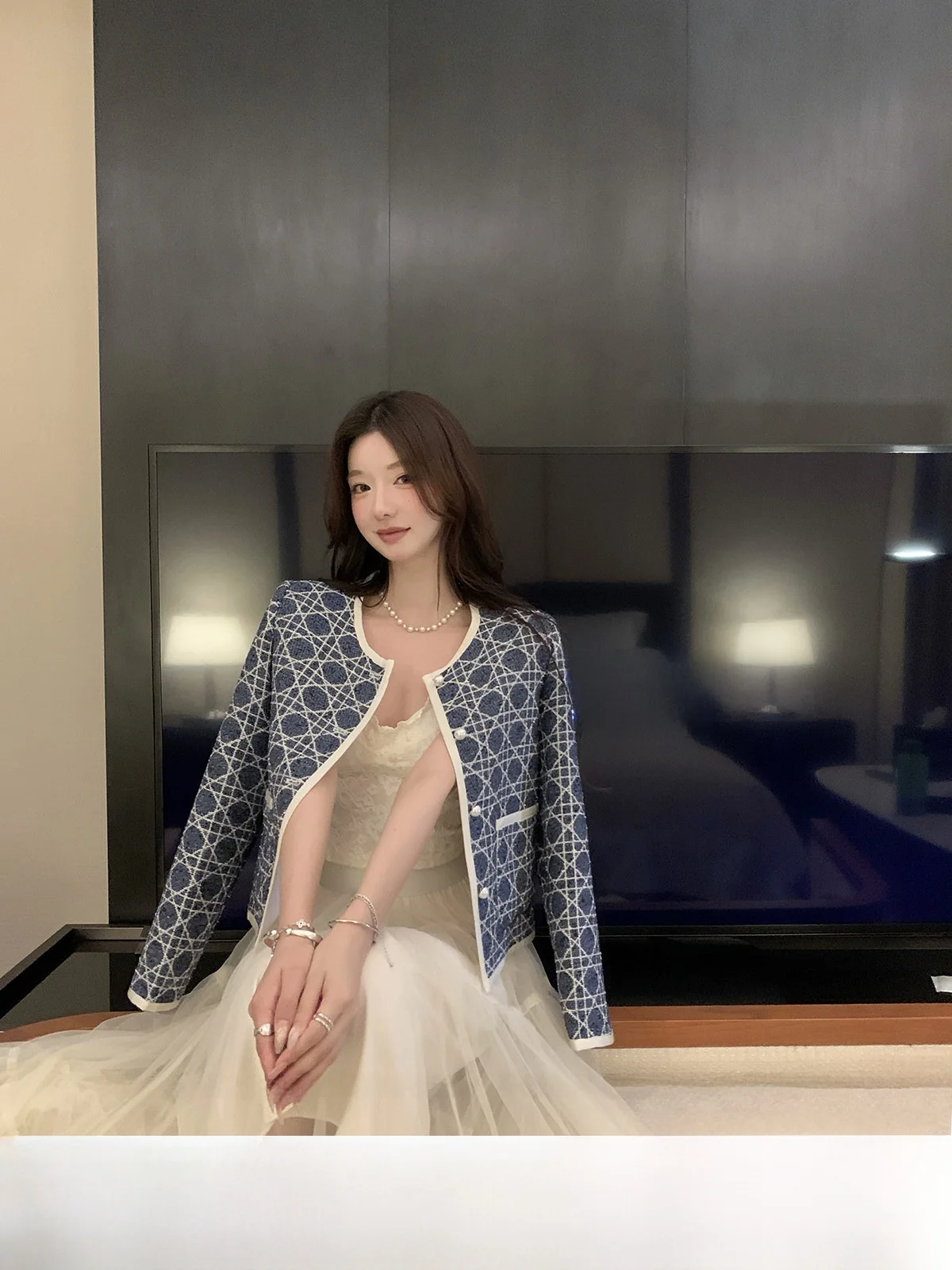 

YOLI Zhang Yuli Blue White Diamond Pattern Small Fraance Sle Jaet Women's Casual Commute Versatile Top Polyester Fiber