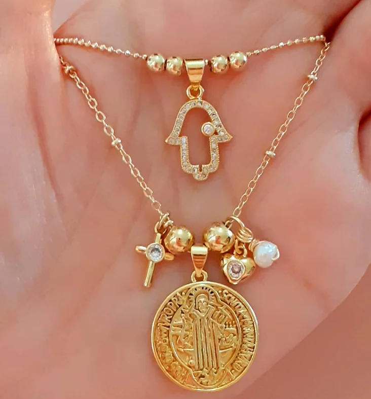 مجوهرات عذراء مطلية بالذهب عيار 18 قيراط، مجوهرات عصرية مخصصة على شكل قلب متقاطع