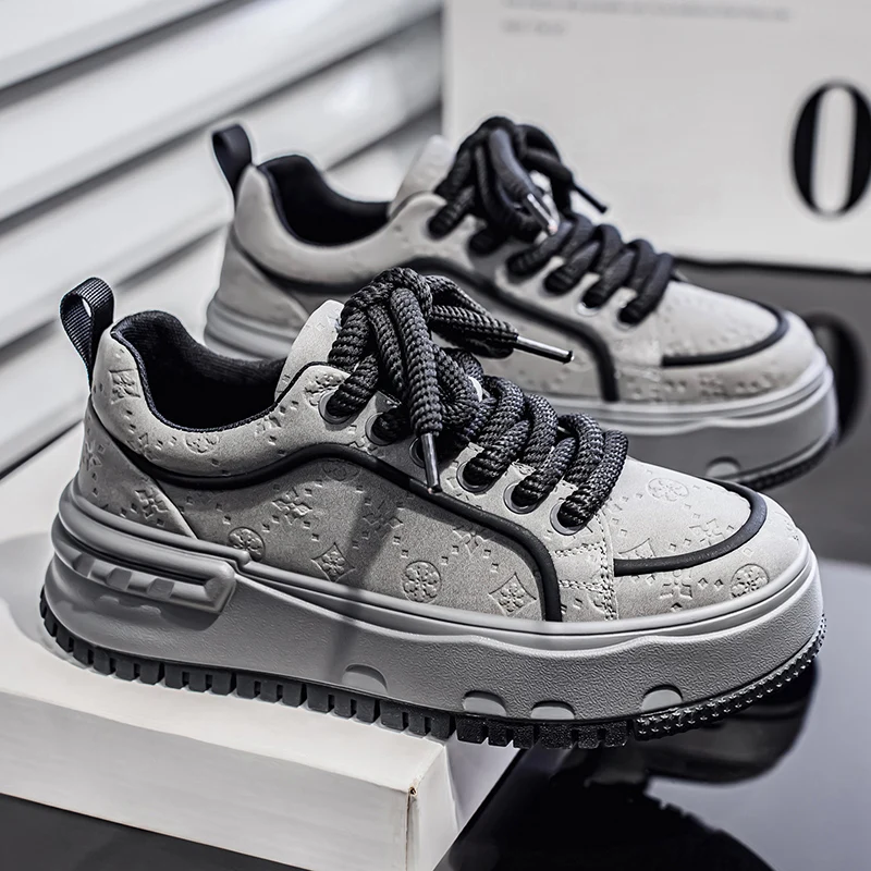 

Fashion and Comfortable Anti Slip Business Footwear 2025 Autumn Men's Casual Shoes Flat Sole Breathable Lightweight Men Sneakers