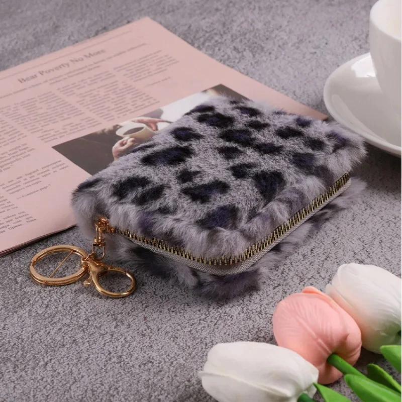 Portamonete portamonete porta carte di credito di grande capacità con portachiavi portamonete corto in peluche con stampa leopardata retrò per donna