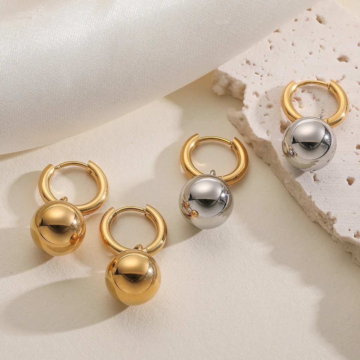 GANPUP Elegante Glatte Kugelperlen Lange Hängeohrringe für Frauen Neue Ohrschmuck-Mode Trendiger Schmuck Geschenk Party серьги – Detail 3
