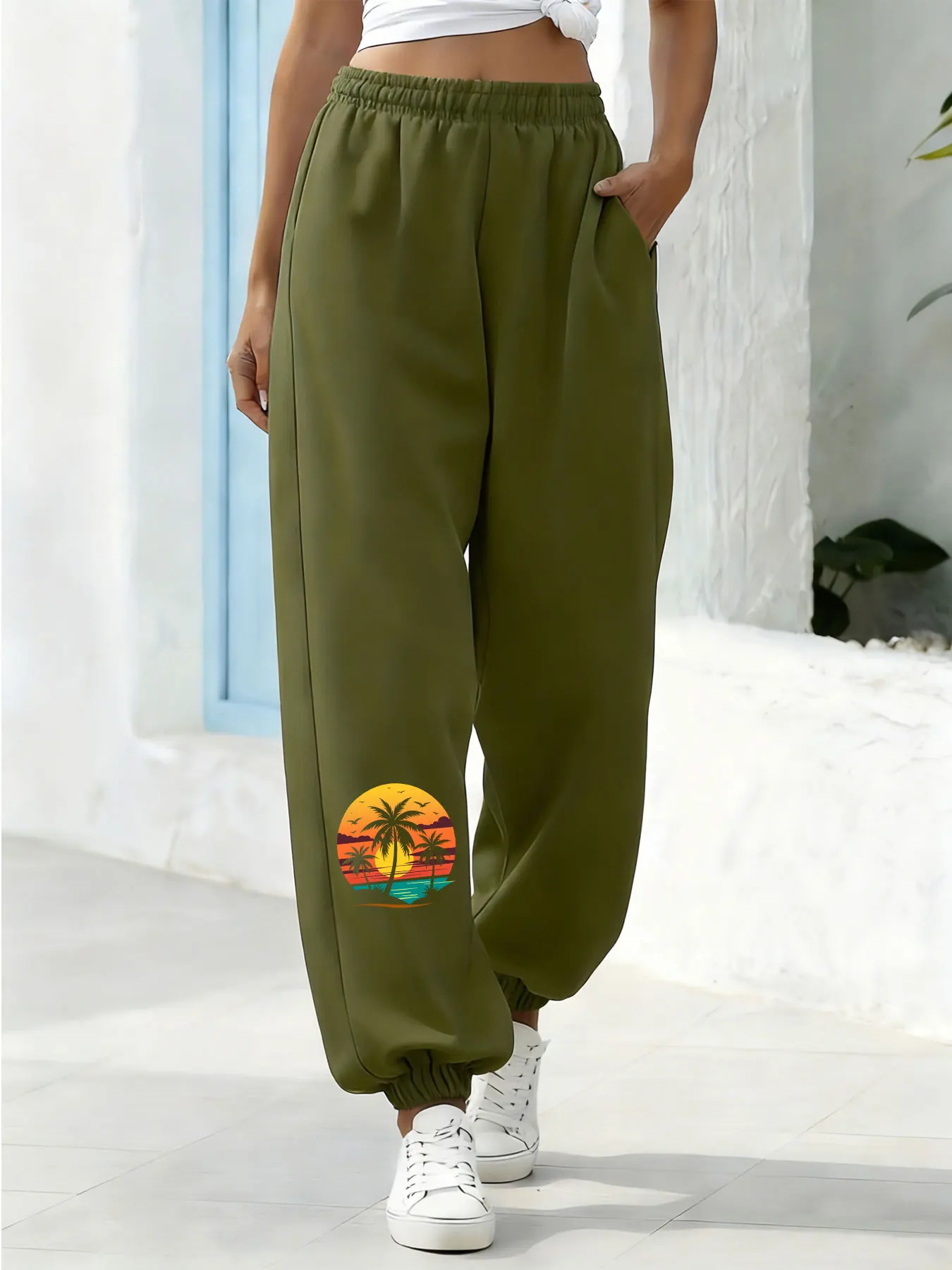Casual Pants, a Must-Have for Fashion Trends. New Wide-Leg Casual Pants for Women for Spring and Autumn. Simple and Elegant Cut, Straight Fit, Suitable for Office, Dating, and Various Occasions. Nine-Point Length Pants for Spring and Autumn, Women's Clothing