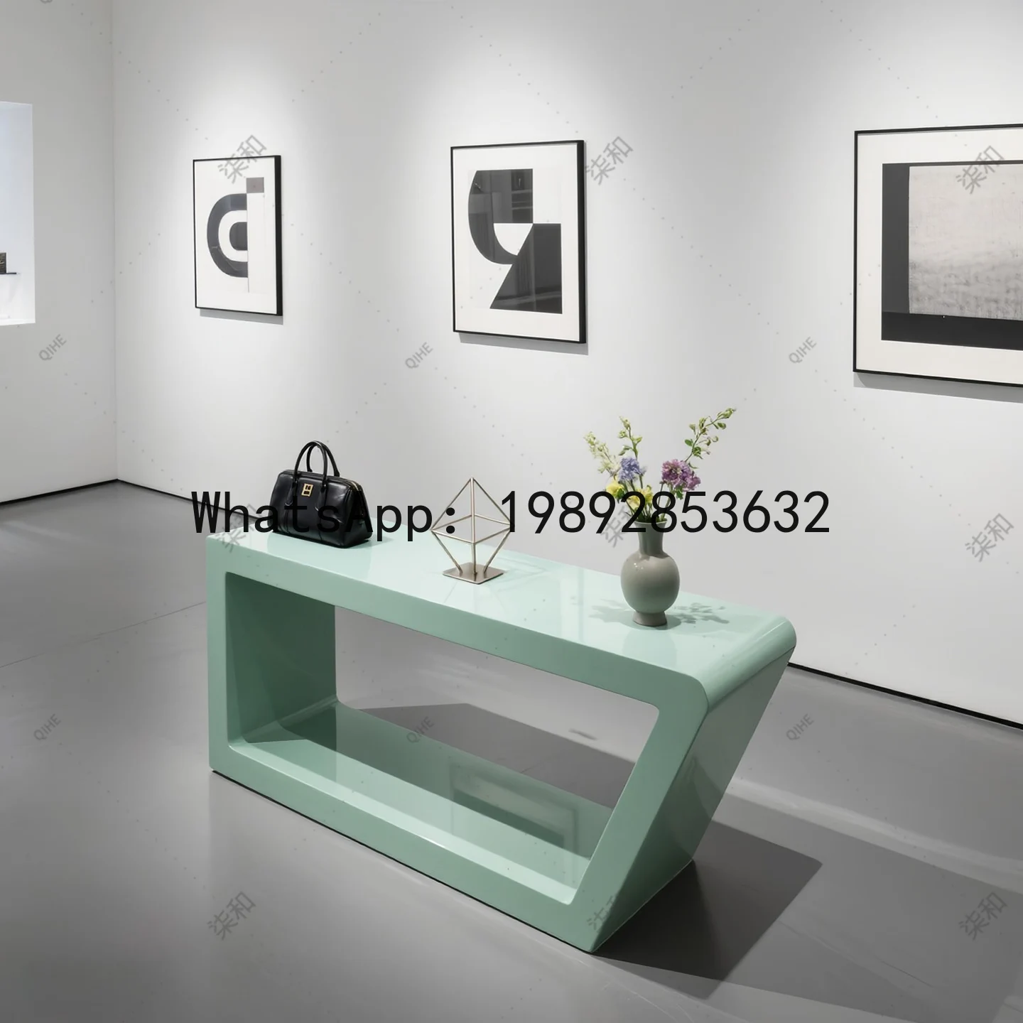 XL Display Stand Clothing Store Window Showroom Product Storage Table Flow Table Center Table