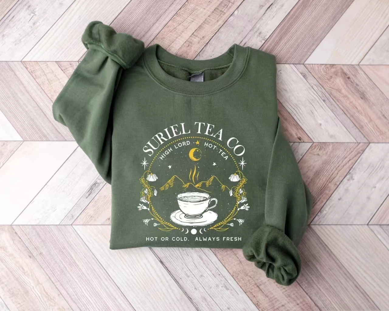 

Suriel Tea Co Hot or Cold Always Fresh Slogan Female Sweatshirt Vintage Cartoon Teacup Mountain Range Garland Print Women Shirt