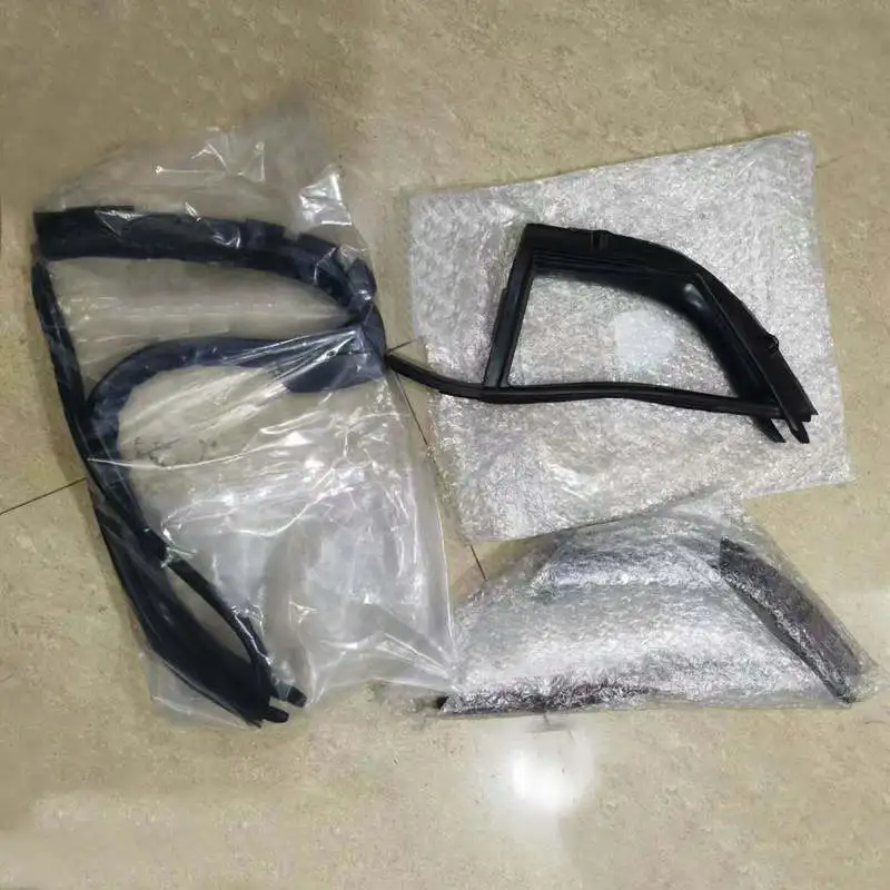 Applicable to Yaris 2008-2013 Front triangular window glass adhesive strip Rear triangular glass adhesive strip Guide rail strip