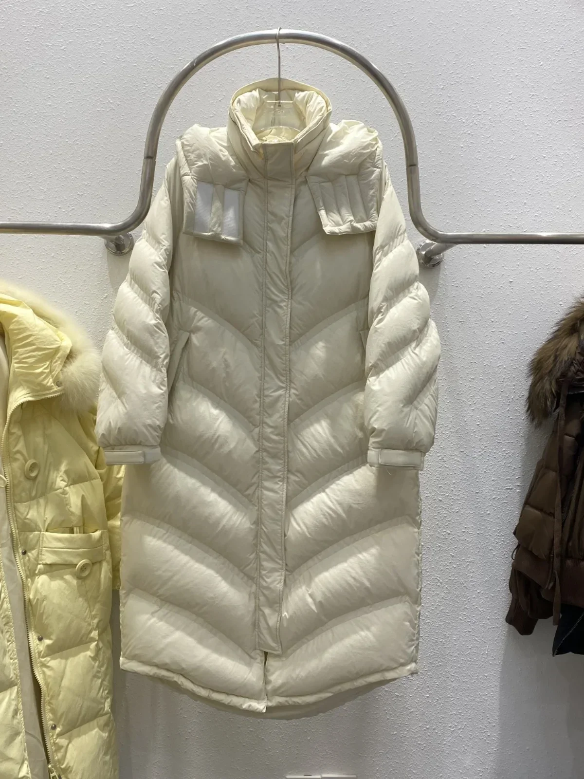 Winter European Women's Down Jacket Commuting Hooded Parker Straight Tube Down Jacket