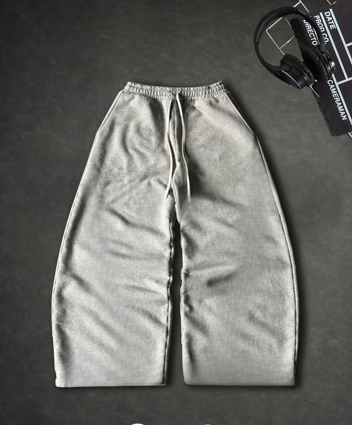 A Pair of Loose-Fitting, Casual Wide-Leg Pants for Men, Featuring a Hip-Hop Style with an Elastic Waistband, Comfortable
