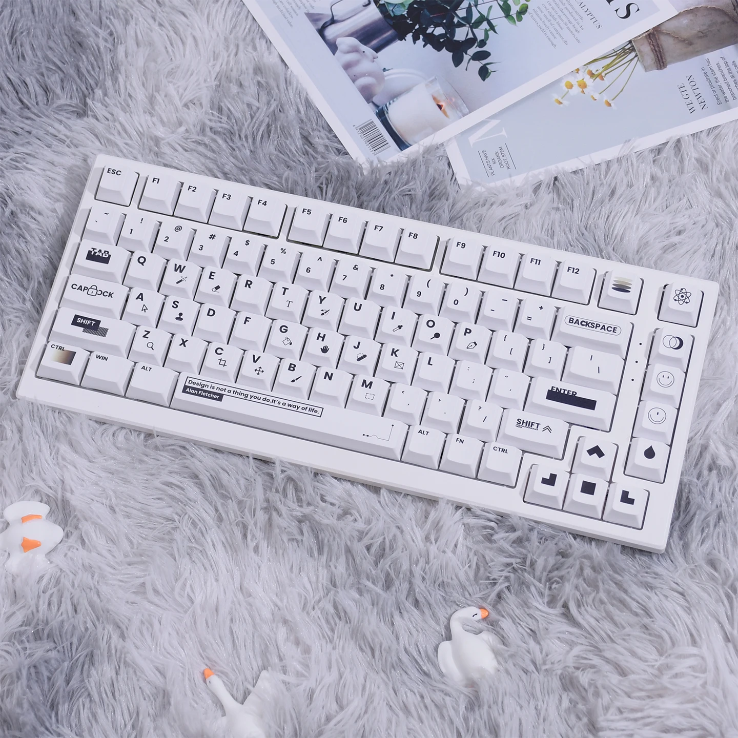 

Designer Keyboard Keycaps PBT Material Original Height ATK68/wooting60he/75/87/98 Keycaps