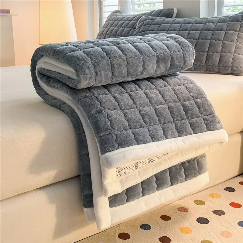 1pc Thicken Bed Linen Soft Velvet Mattress Topper for Winter Warm Bedsheet Quilted Bed Mat Cover 매트리스 토퍼 (No Pillowcase)