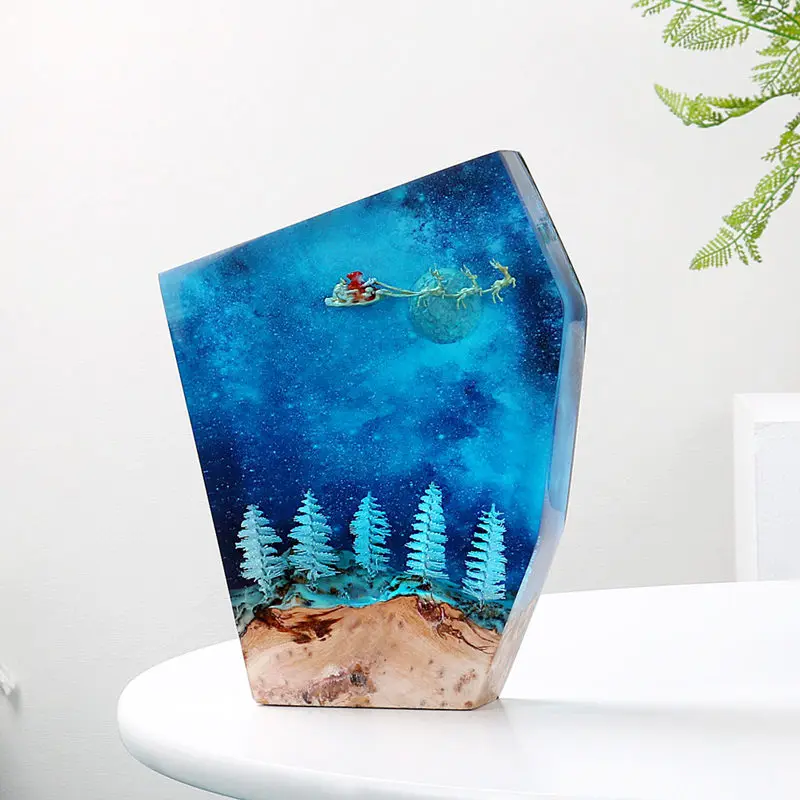 Creative Resin Seabed World Organism Diving Exploration Santa Elk Figurines Glowing Light Desk Ornament for Christmas Night Gift