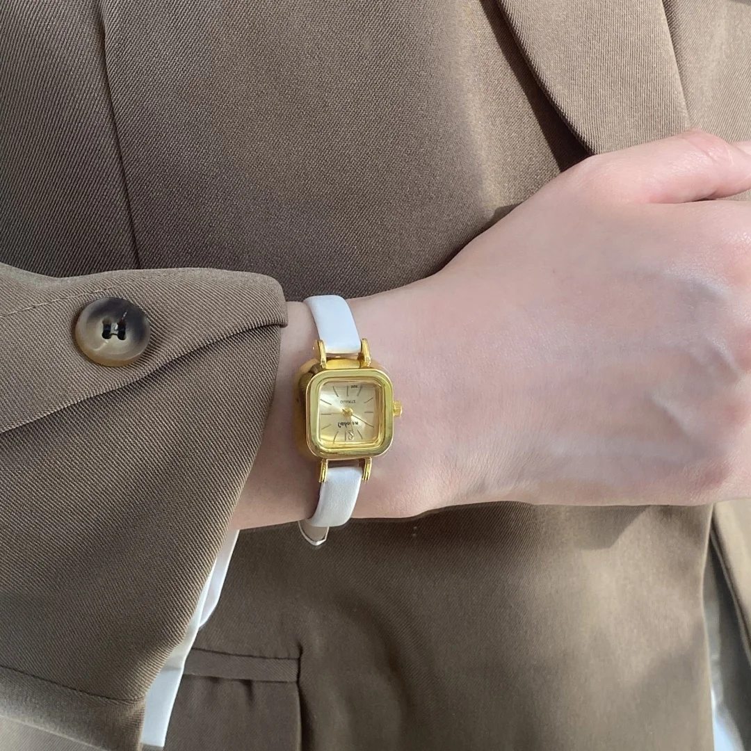 Relojes sencillos para Mujer, Reloj de cuero de diseño lujoso, Reloj de pulsera de cuarzo para Mujer, Reloj con esfera cuadrada pequeña, Reloj de regalo para Mujer
