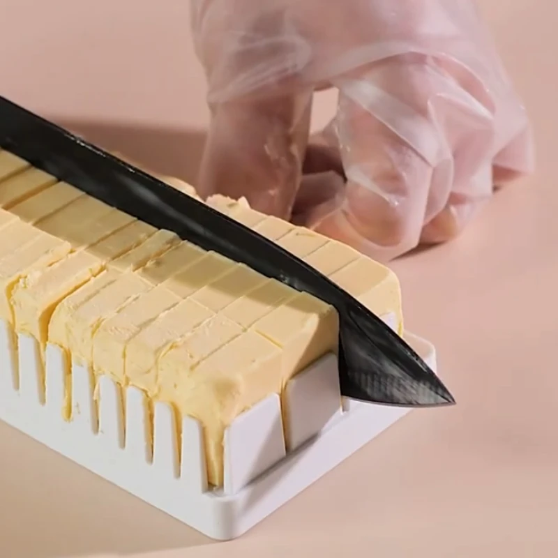 Japanese-style Transparent Cover Butter Divider Cutting Storage Box Butter Cheese Can Be Opened and Washed Refrigerator Crisper