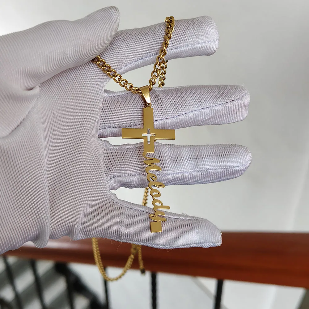 DHQH Neue Großhandel Angepasst Name Kreuz Halskette Personalisierte Brief Kreuz Muster Halskette Valentinstag Geschenk Für Sie/uh