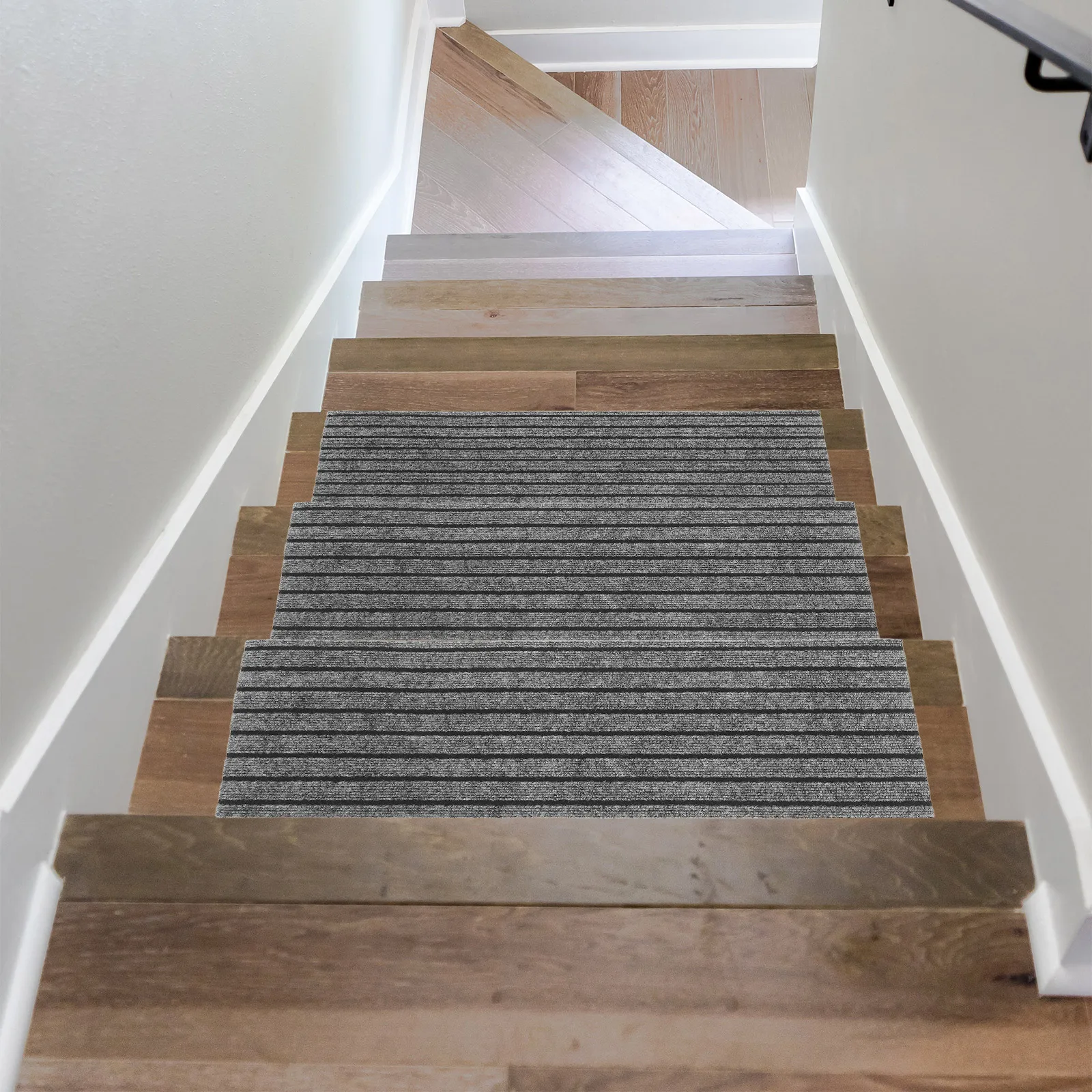

2Pcs Non-Slip Staircase Floor Mats 26x75cm for Wooden Steps Indoor Stair Treads Carpet Anti-Skid Stair Runner Pads for