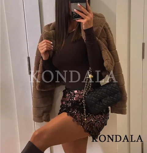 Imagen 2 del producto KONDALA, faldas con lentejuelas para fiesta de Nochebuena y Año Nuevo, minifaldas con lentejuelas para mujer, minifaldas de moda 2026 para mujer