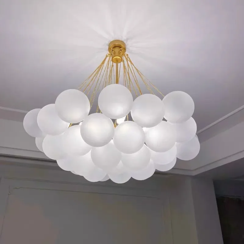 Nordic modern pendant light glass ball gold ceiling light creative living room home decoration lighting E27 LED pendant light