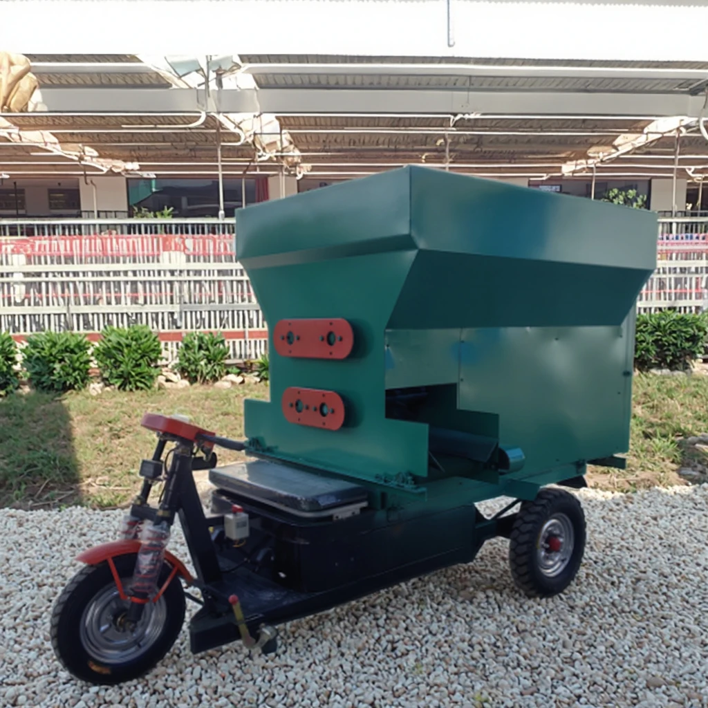 Feed Spreading Machine - Farm Use - Feed Feeding Machine for Cattle