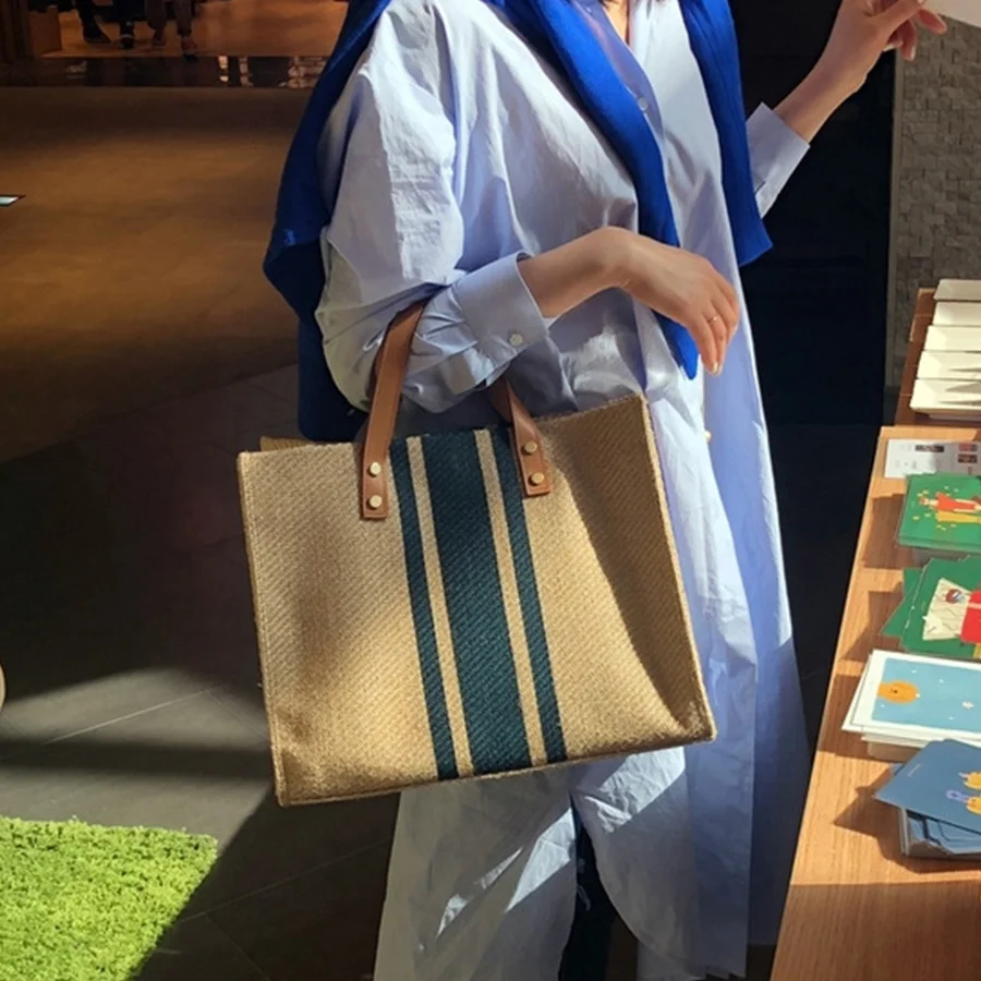 Borsa a mano di grande capacità di moda semplice per donna 2022 Tote a righe Vintage per valigetta da lavoro portatile femminile in stile coreano