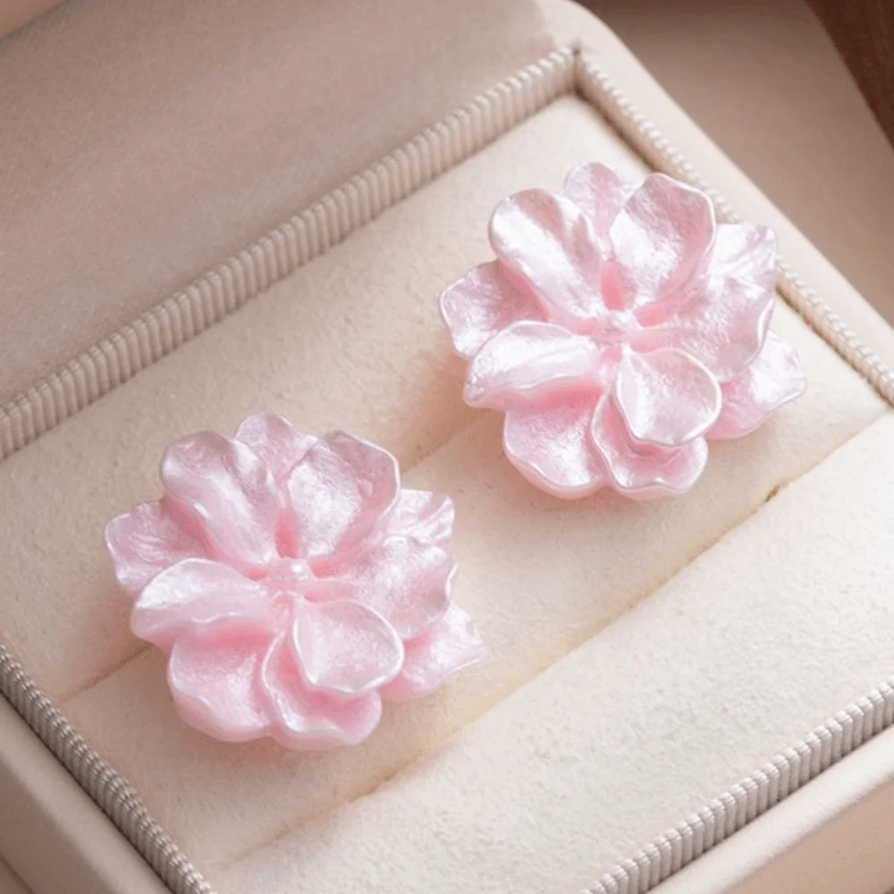 Fashion Luxury Camellia Earrings Irregular Exquisite Flower Earrings Sweet Lightweight Petals Earrings For Women Girls