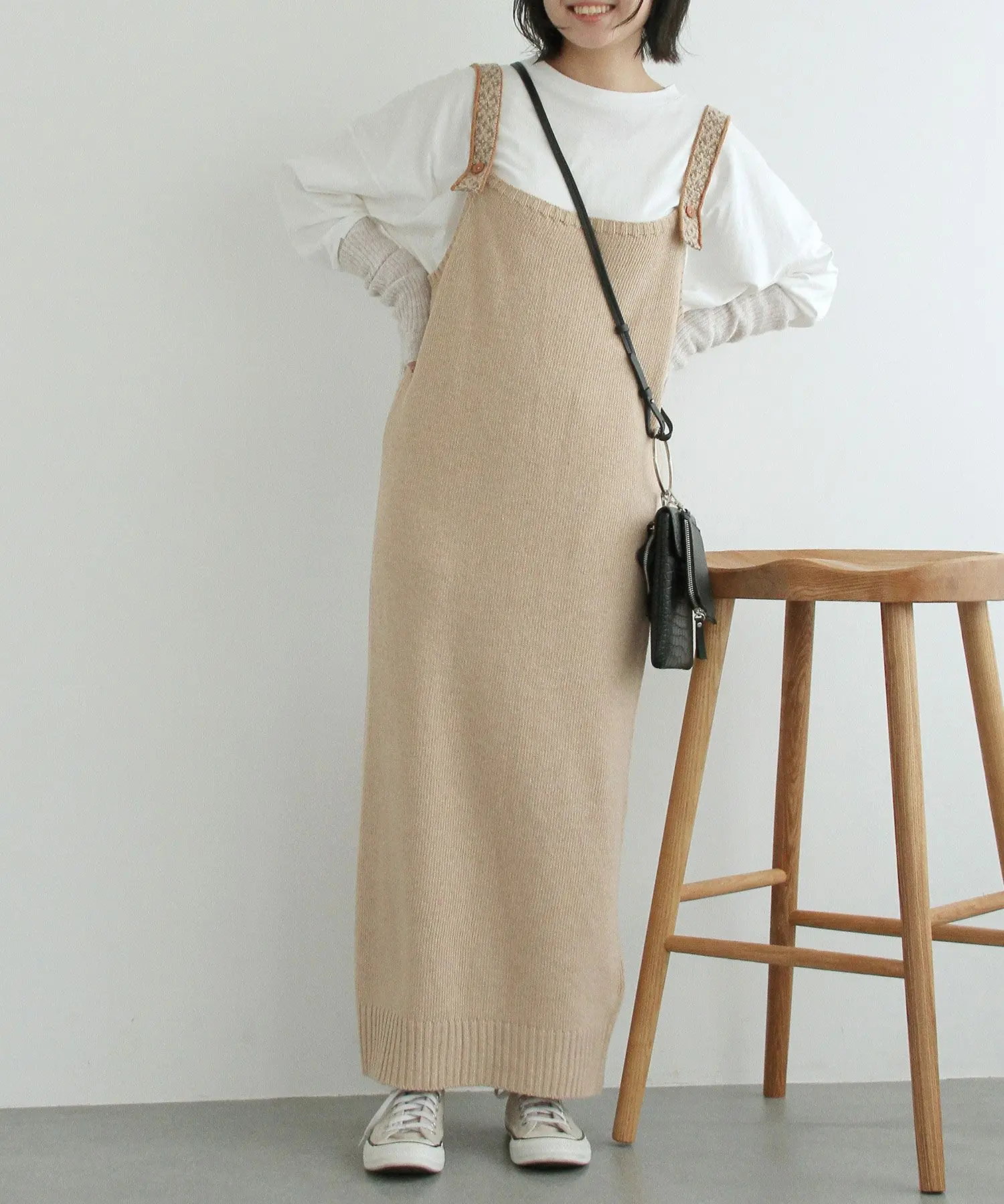 

ANNUUS Japanese Sle CRISP New Adjustable Bule Embroidered Strap Knitted Dr Long Skirt Sweet round Ne H-ape Polyest...