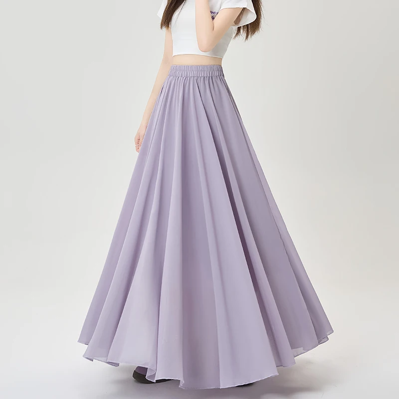 mulheres no verão de 2025, com cintura alta elástica e efeito emagrecedor, saia guarda-chuva grande evasê, saia longa plissada