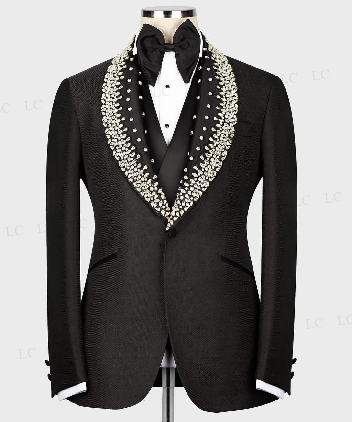 

3 Pieces Diamonds Crystals Blazer Vest Pants One Button Men Suits Tuxedo Beadings Fashion Prom Wedding Groom Plus Size Custom