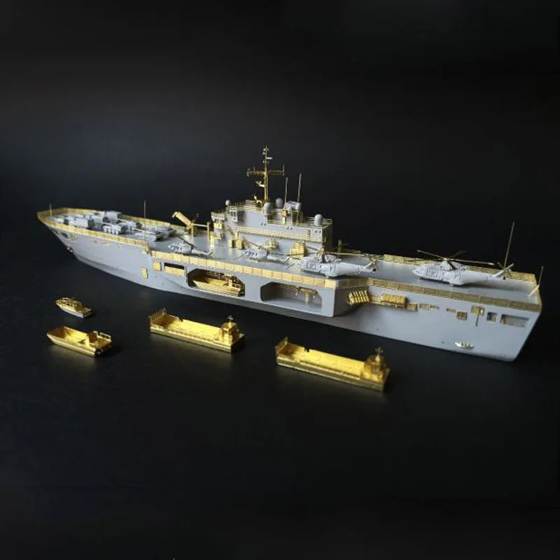 1/700 Naval Battleship Model Italy San Giorgio Amphibious Landing Ship Model Kit DIY Hand-assembled Ship Model Kit