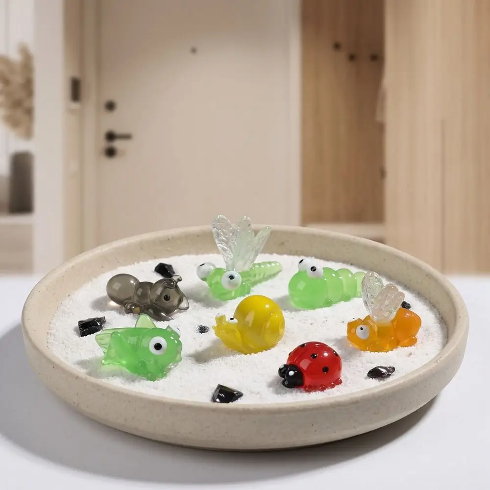 7PCS Creative Cartoon Luminous Insect Ornament Resin Dragonfly Insect Landscape Ornament Snail Mini Animals Figurines Terrarium