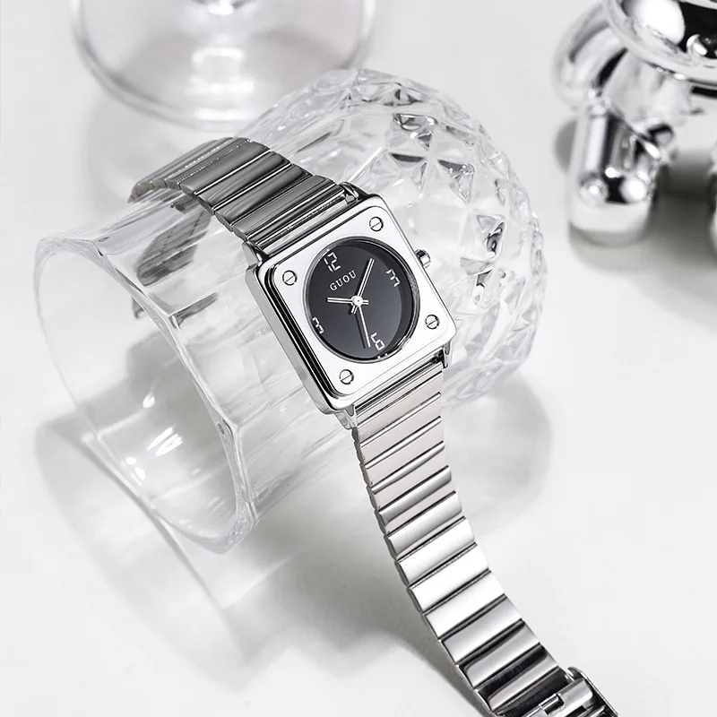 Elegant And Sophisticated Women'S Watch With A Minimalist Design, High-Quality Steel Strap, And Square Dial Quartz Movement.