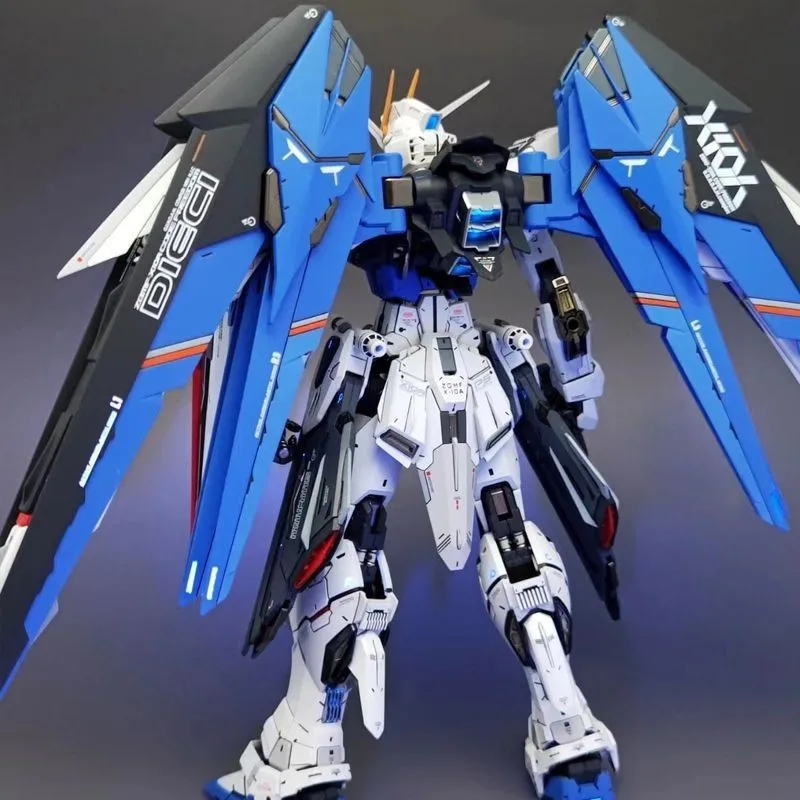 ยี่ห้อใหม่ Second Edition Strike Freedom Mech รุ่น 6650 ฟรี 2.0 Mg ส่งวงเล็บสติกเกอร์น้ํา 1:100 ประกอบโรงรถชุดของเล่น