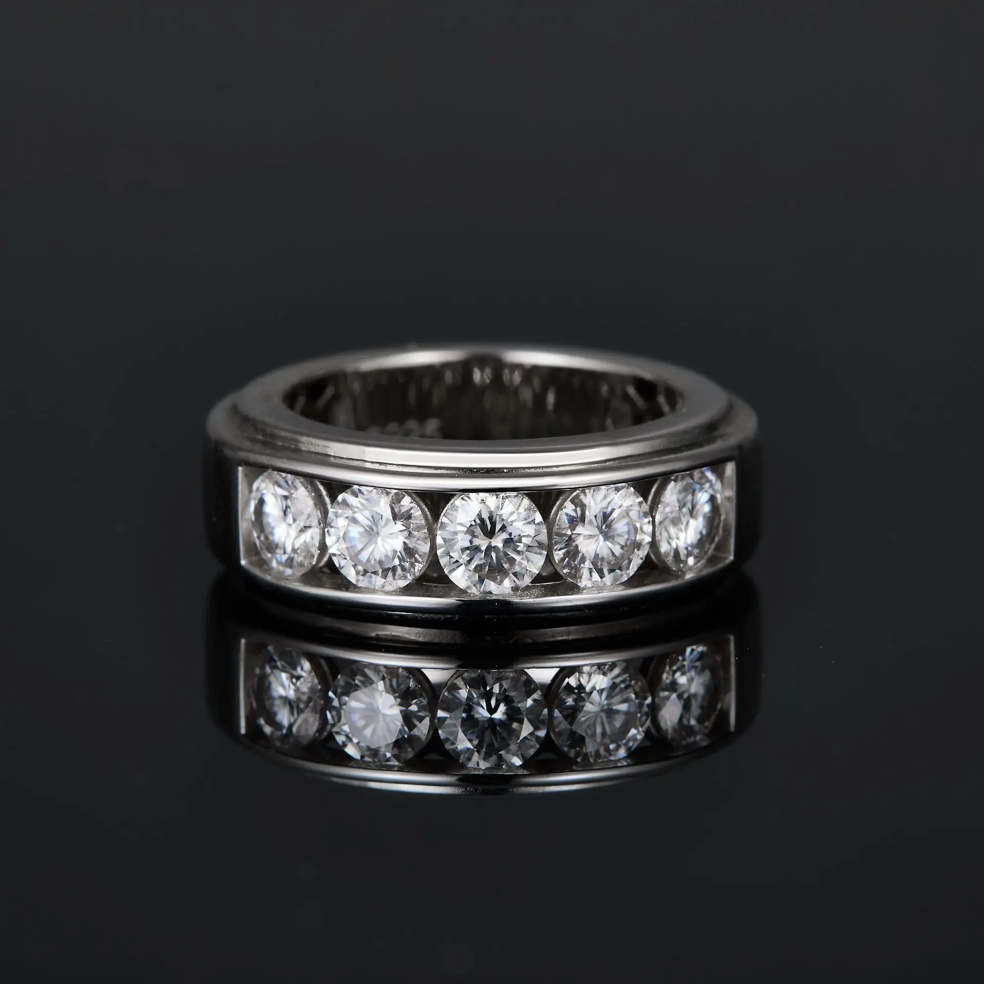 

Изысканное кольцо из стерлингового серебра 925 пробы с пятью муассанитами для мужчин, для повседневных встреч, подарок, бутик-украшение