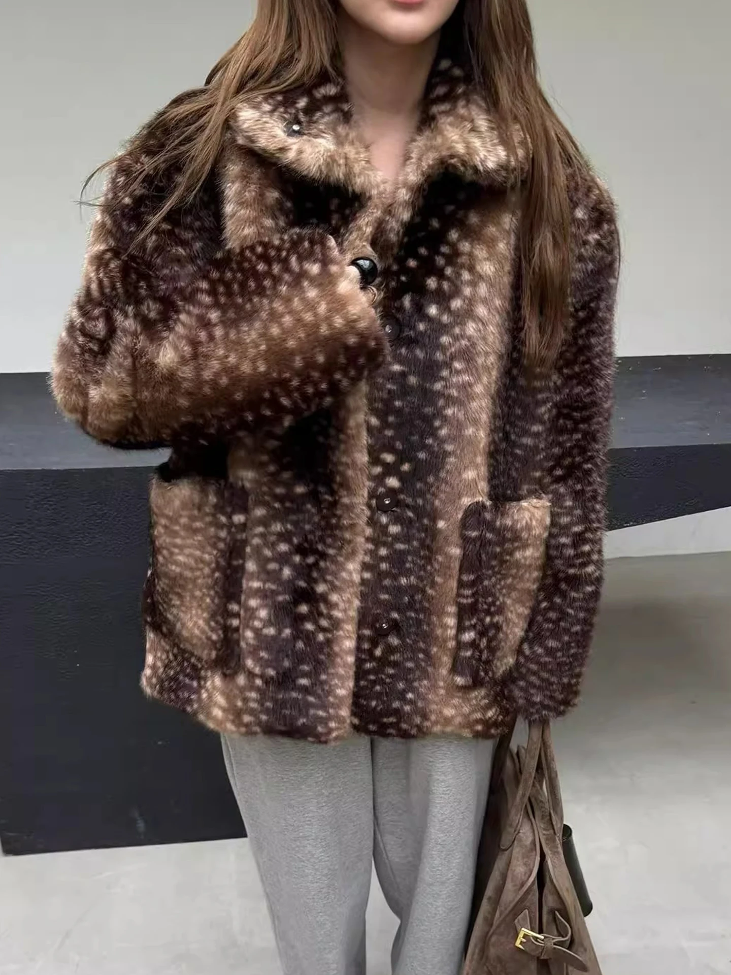 Clothland Women Vintage Animal Pattern Fur Coat Long Sleeve Single Breasted Pocket Female Thick Winter Jacket Mujer CB255
