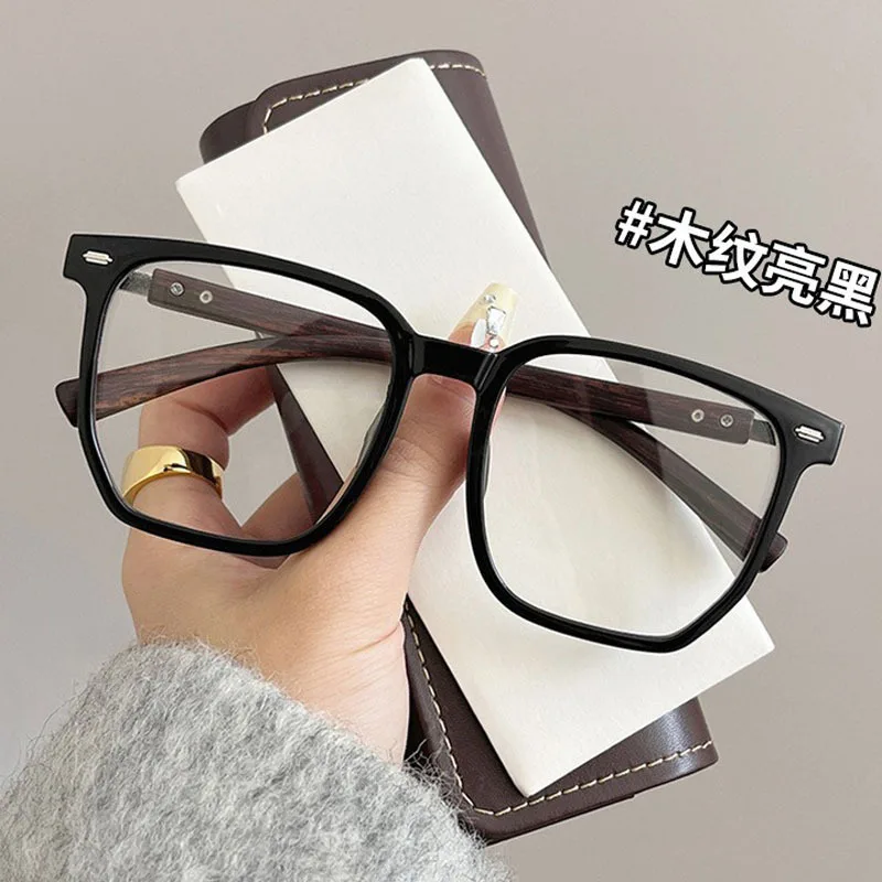 

Retro Black Wood Grain Frame Anti Blue Light Glasses Unisex Astigmatism Option Big Face Slimming Natural Look