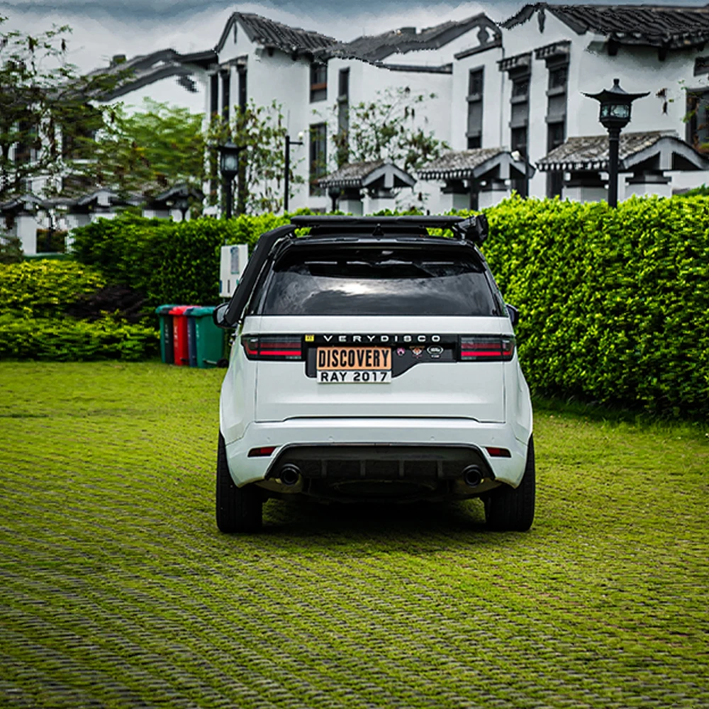 

Carbon Fiber Rear Diffuser Lip Compatible with 21-26 Land Rover Discovery 5 Rear Diffuser Auto Parts Modification Kit