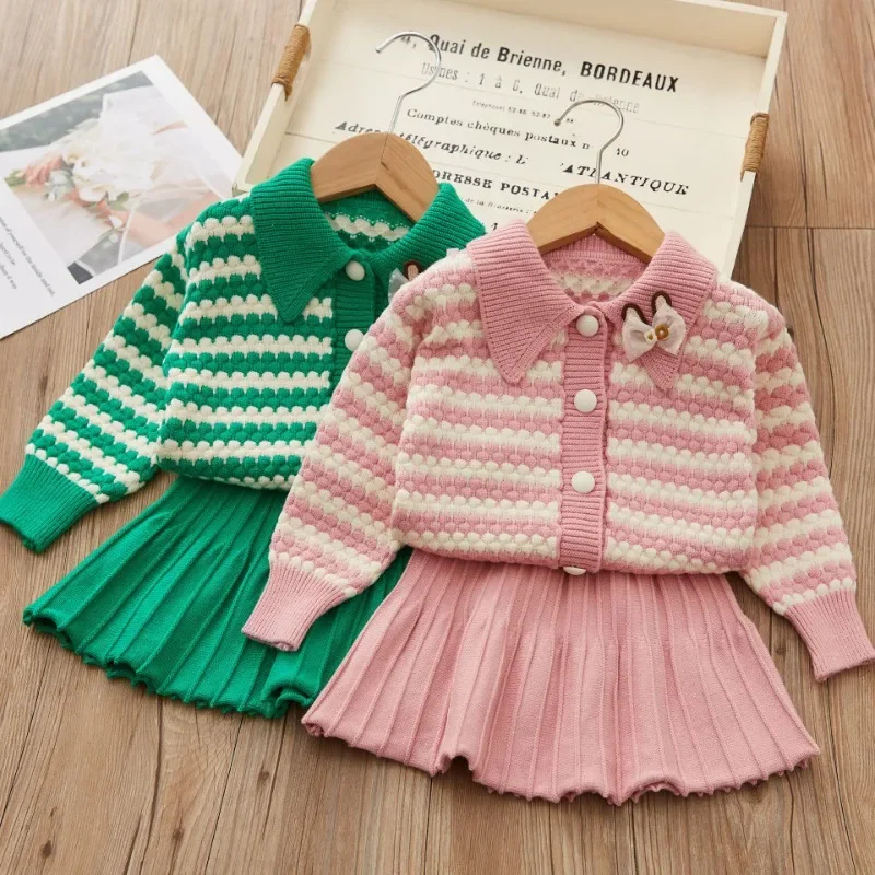 

Autumn/Winter New Girl Knitwear Set Baby Girl Cute Striped Bow Pleated Skirt Sets Casual Long Sleeved Children's Sets 2Pcs 2-6Y