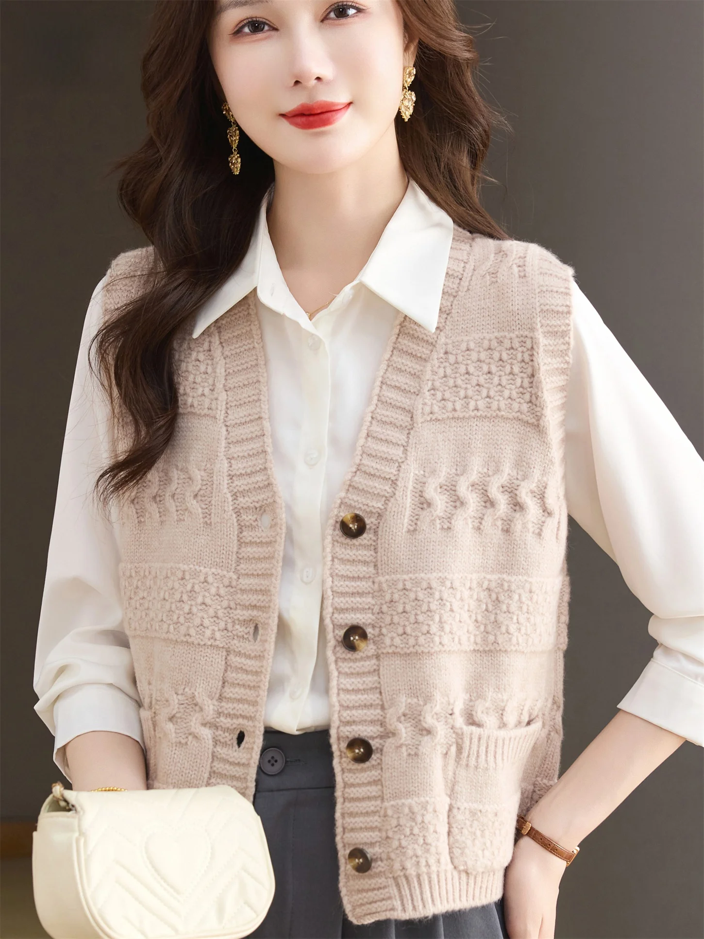 

Faionable V-Ne Knitted Sweater Vest Loose Fit for Middle-Aged And ly Women Spring Autumn New Sle Slimming Top