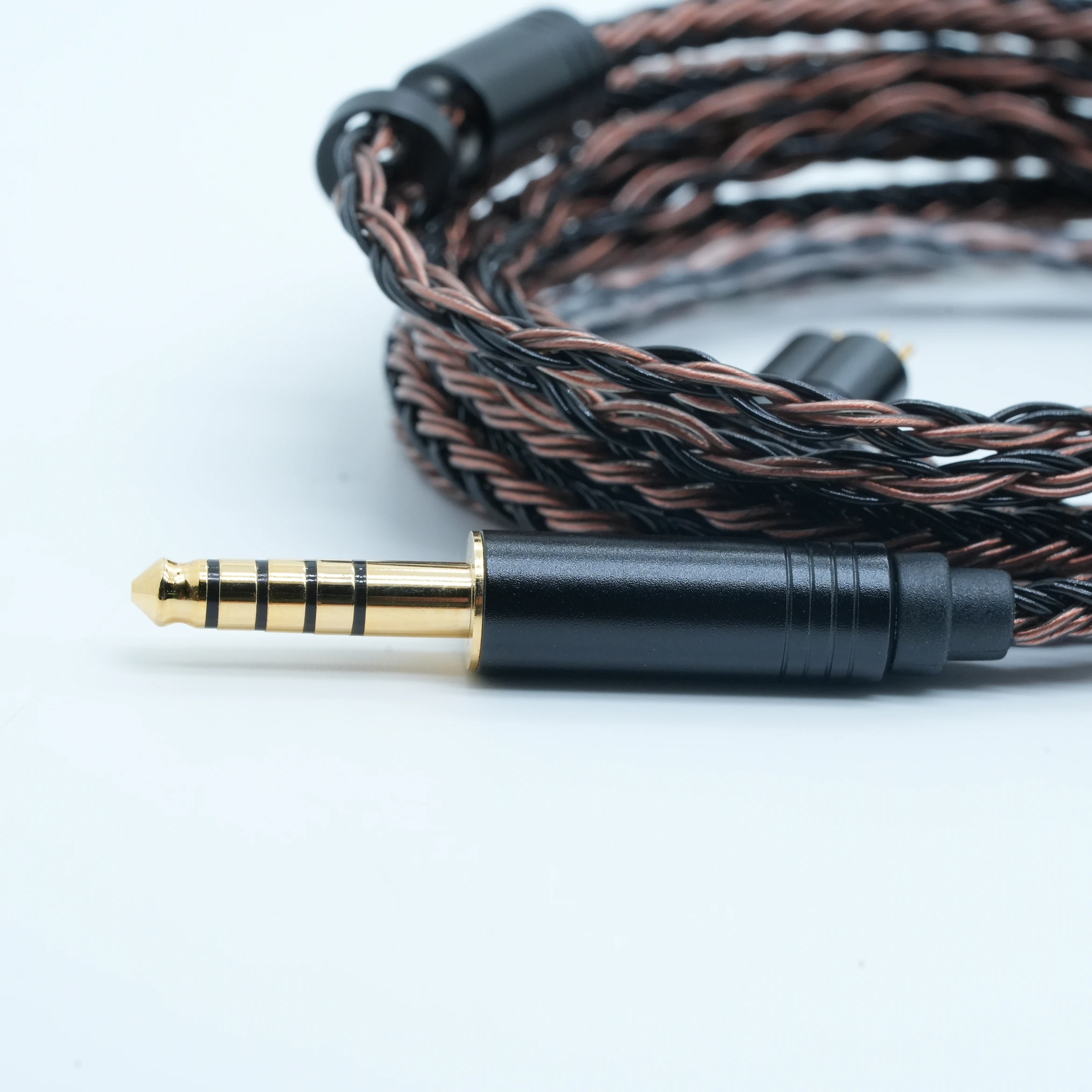XINHS 064 16-Core Hi-Fi IEM Upgrade Cable 0.78mm 2-Pin MMCX QDC Compatible with KZ Tangzu and Moondrop IEMs